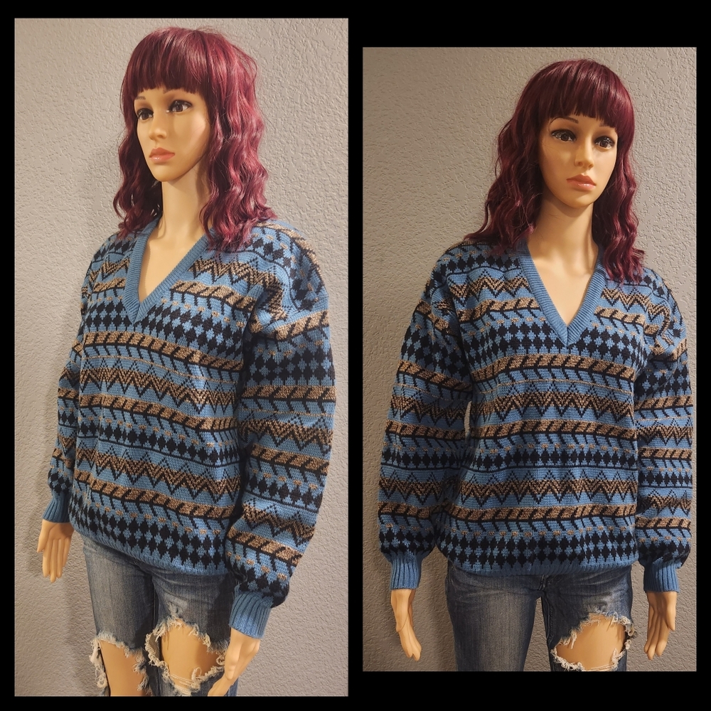 Awesome VTG Sweater
